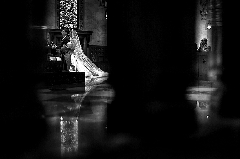 Chicago catholic church wedding ceremony photograph