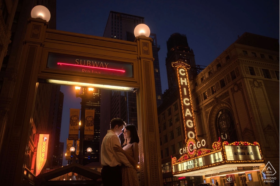 Chicago Theater wedding photo by Candice Cusic